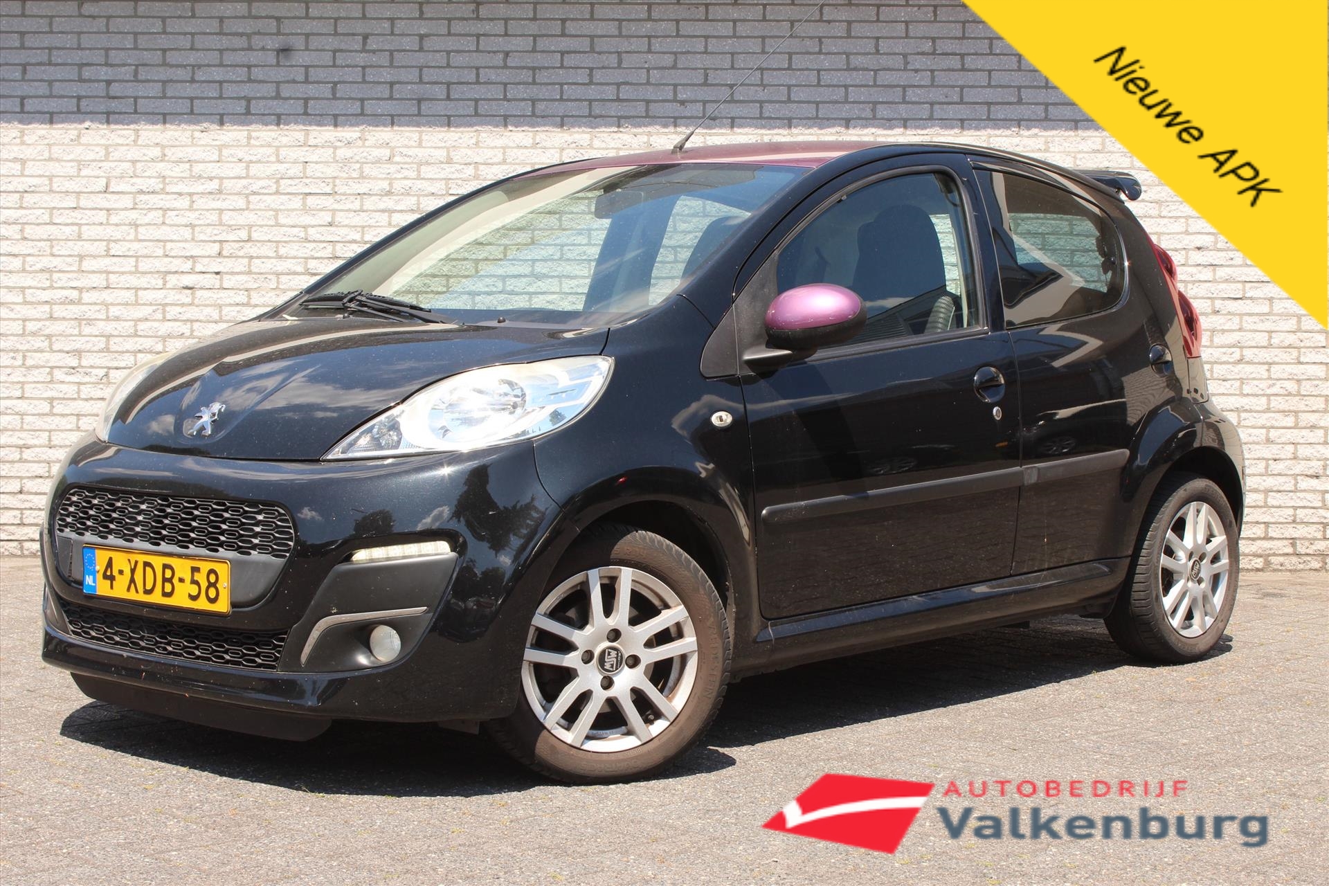 Afbeelding van de PEUGEOT 107 1.0 68PK 5D Active | Airco 